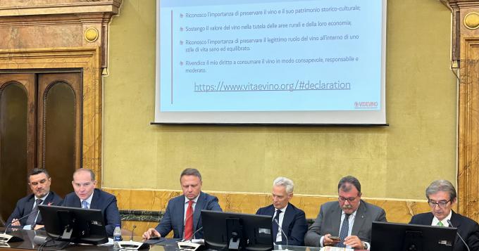 La filiera vitivinicola italiana lancia la Dichiarazione VITVINO